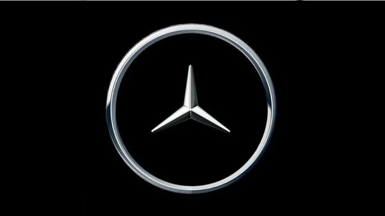 Mercedes-Benz, Sosyal Mesafeye Dikkat Çekmek Amaçlı Logosunun Değiştirdi.