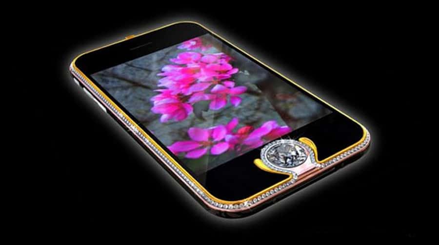 5. iPhone 3G Kings Button – $2.5 milyon
