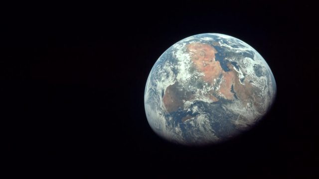 teknobuk-dünya-oluşum-malzeme-kapak