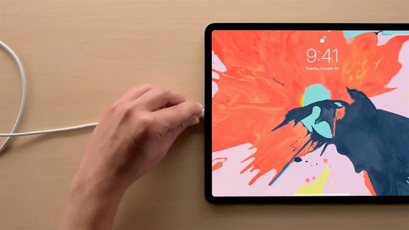 Apple iPad Air 4 Modeli 11 İnç Ekran ve USB Type-C Girişi İle Gelecek
