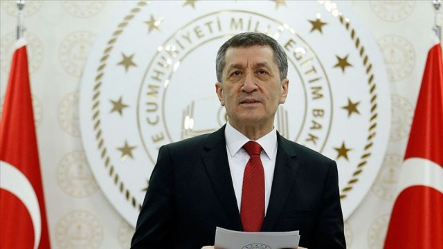 Milli-Eğitim-Bakanı-Ziya-Selçuk